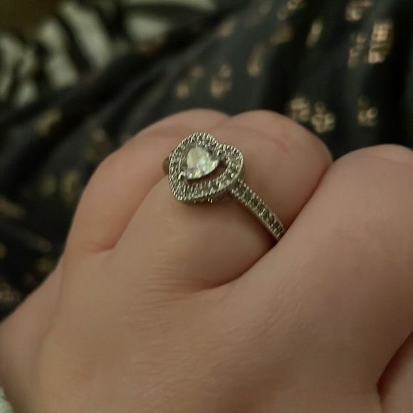 Sparkling Silver Heart Ring For Women Wedding Anniversary Jewelry Gifts - Picture 3 of 3